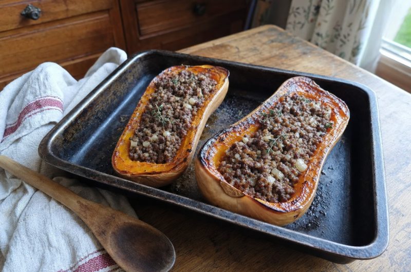 Butternut farci à la viande hachée